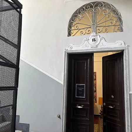 The Moon Suites&rooms - Historic Palace *