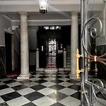 The Moon Suites&rooms بيت ضيافة جنوة