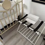 The Moon Suites&rooms بيت ضيافة *