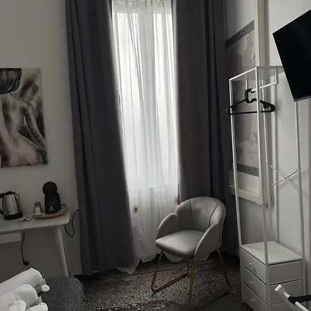 בית הארחה The Moon Suites&rooms