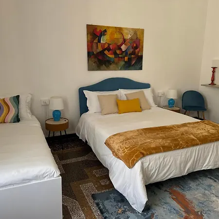 The Moon Suites&rooms Gasthof Genua