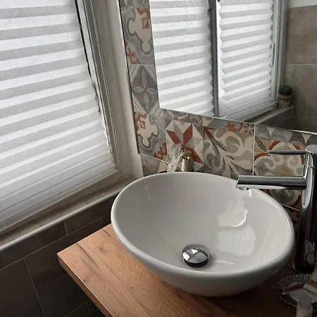 The Moon Suites&rooms *