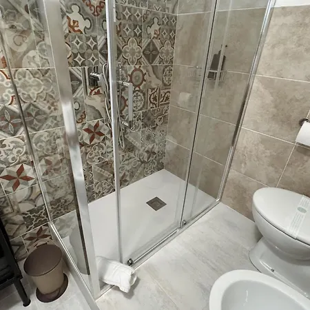 The Moon Suites&rooms - Historic Palace Genova