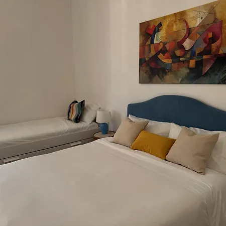 The Moon Suites&rooms - Historic Palace