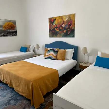 Affittacamere The Moon Suites&rooms - Historic Palace Genova