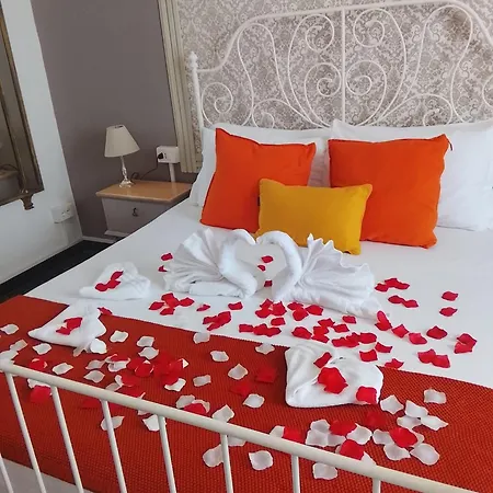 The Moon Suites&rooms - Historic Palace