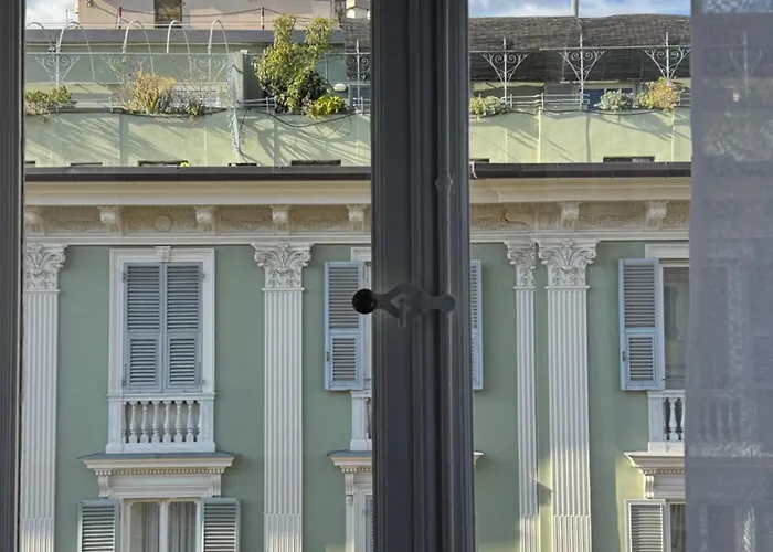 The Moon Suites&rooms