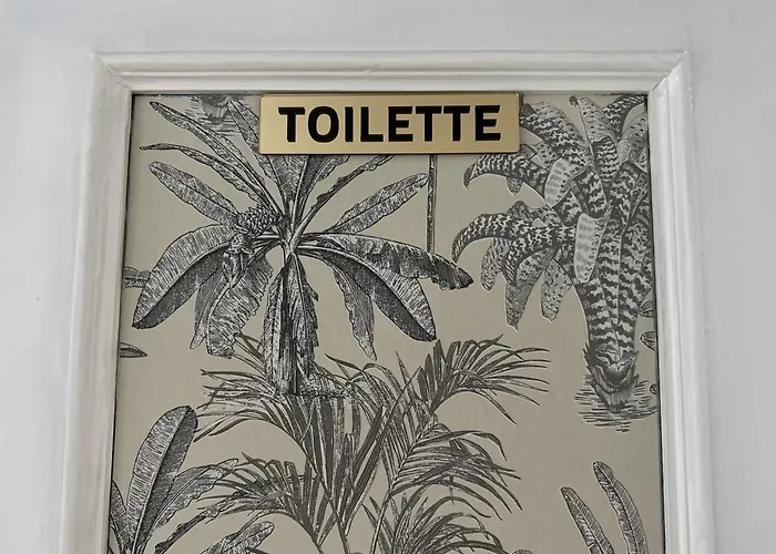 The Moon Suites&rooms *