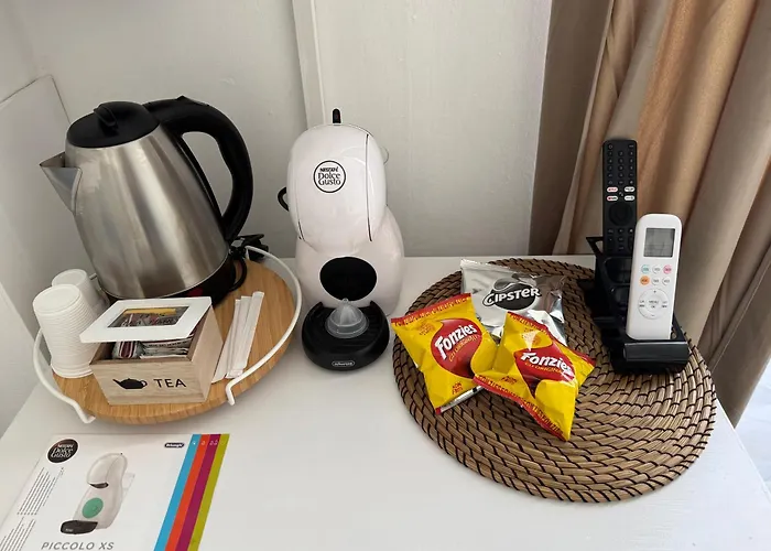 بيت ضيافة The Moon Suites&rooms *