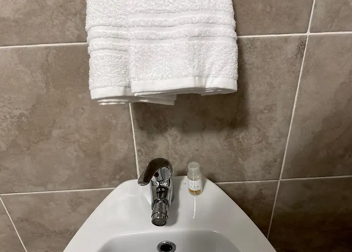 بيت ضيافة The Moon Suites&rooms