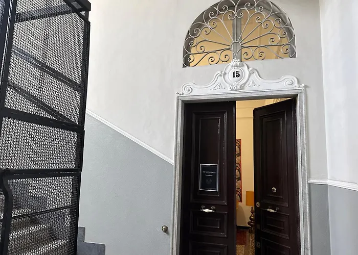 The Moon Suites&rooms *