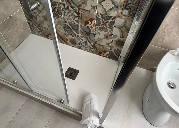 بيت ضيافة The Moon Suites&rooms *