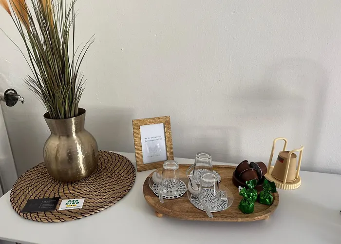 The Moon Suites&rooms بيت ضيافة جنوة