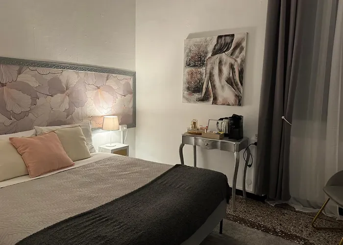 The Moon Suites&rooms بيت ضيافة