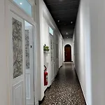 The Moon Suites&rooms *