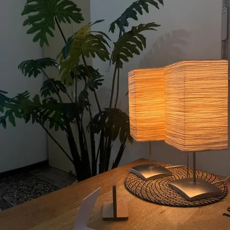 ゲストハウス The Moon Suites&rooms