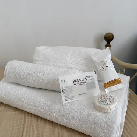 The Moon Suites&rooms ゲストハウス