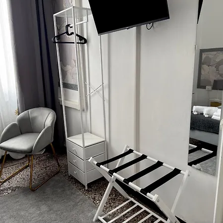 The Moon Suites&rooms *