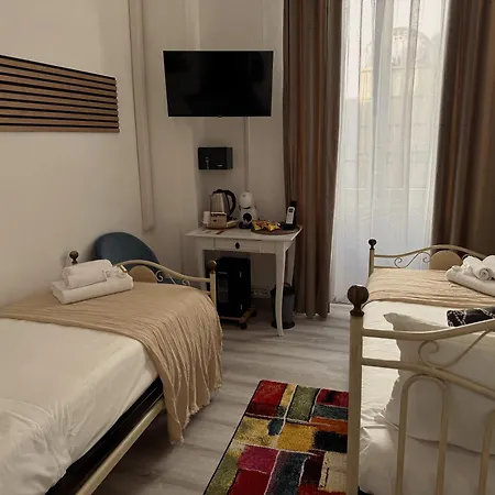 The Moon Suites&rooms - Historic Palace