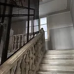 The Moon Suites&rooms Πανσιόν *