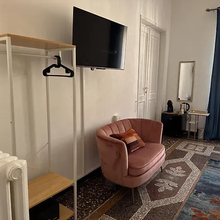 The Moon Suites&rooms - Historic Palace *